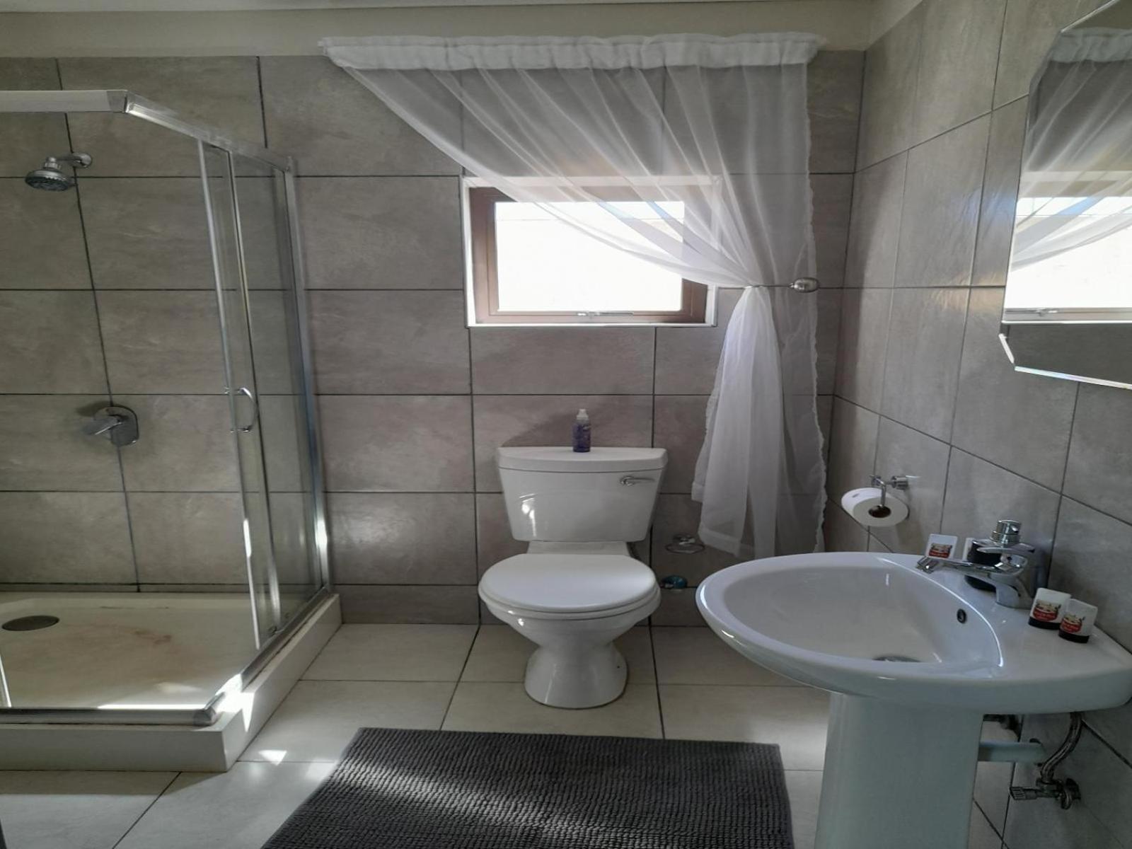 Eden Chalets Windhoek Zimmer foto