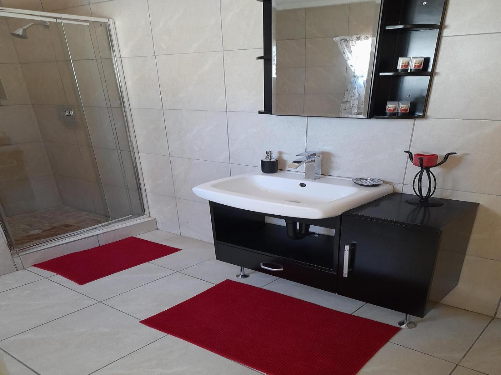 Eden Chalets Windhoek Zimmer foto
